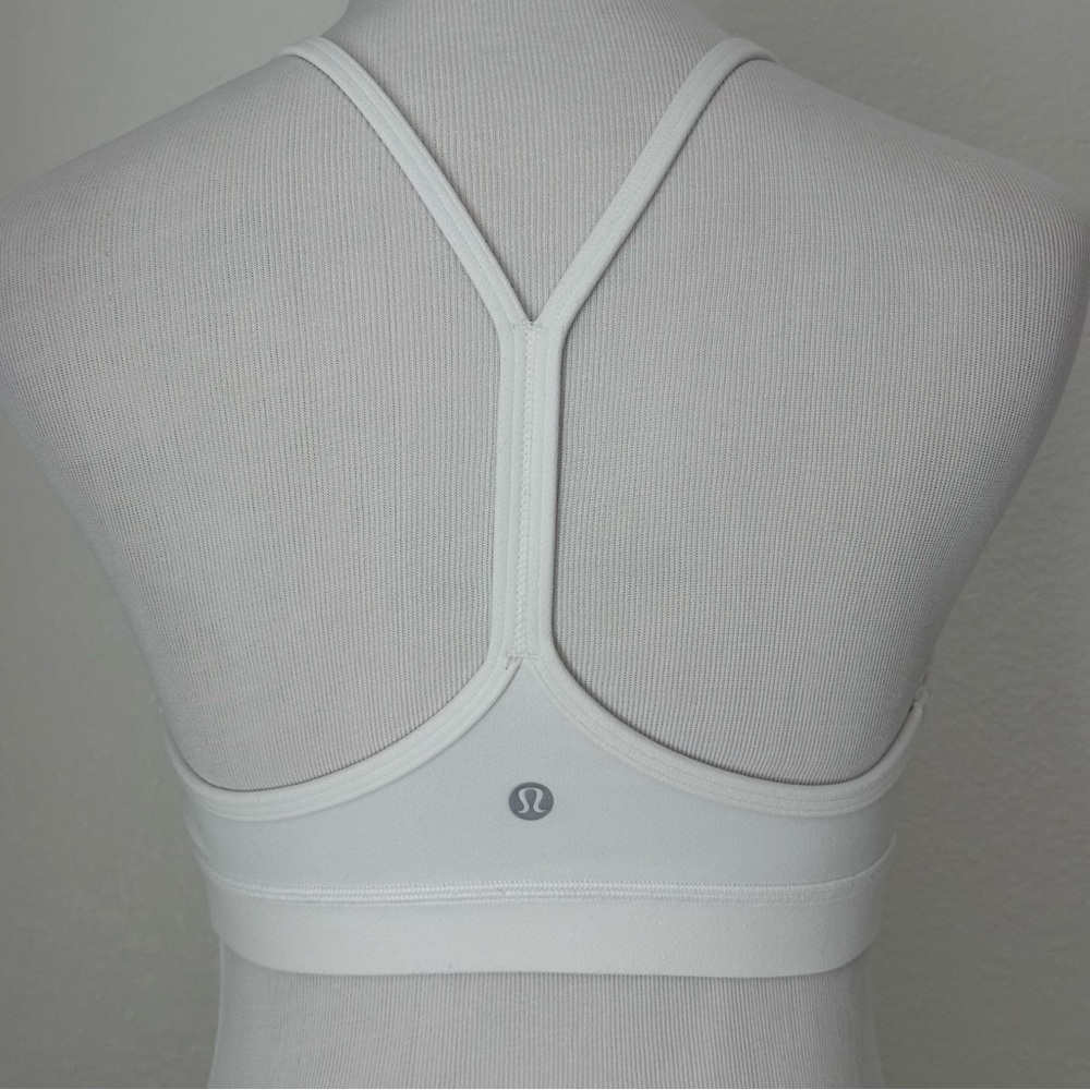Lululemon - Picture 7 of 8
